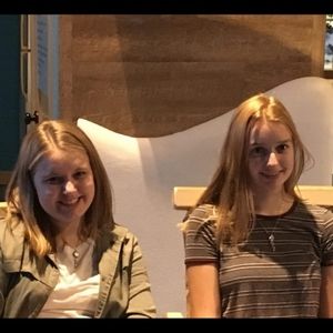 Meet your Posher, Brenna